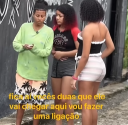 T1821033 Ele roubou na favela