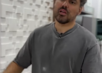 T0122002 Ela viu marido no mercado com amante grávida part2