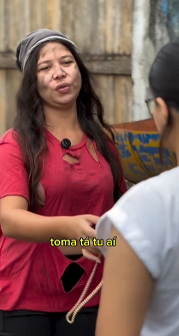 T0822043 Ele culpou moça em situação de rua