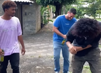 T1002001 Ele HUM1LH0U uma mulher por não poder ter filhos part2