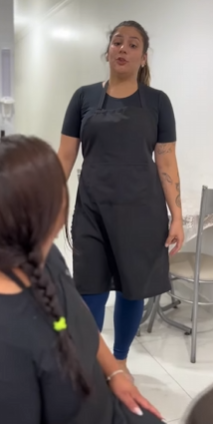 T1700004 Empregada dá os restos de comida para seu neto isso que os seus patrões fazem part2