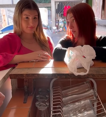 T1022006 Ela enganava os clientes ele não percebeu… part2