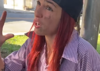 T1022013 Essa sem teto se tornou milionária por fazer coisa certa part2