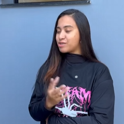 T0822012 Ela acreditava que mandava em casa, mas teve uma grande lição