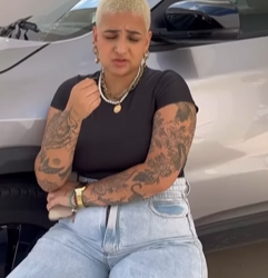 T1121003 Os pais não amam os filhos por causa da sua capacidade econômica, ela não lhes dava comida se não tivesse dinheiro. part2