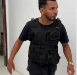 T1321007 Ela foi infiel ao marido policial