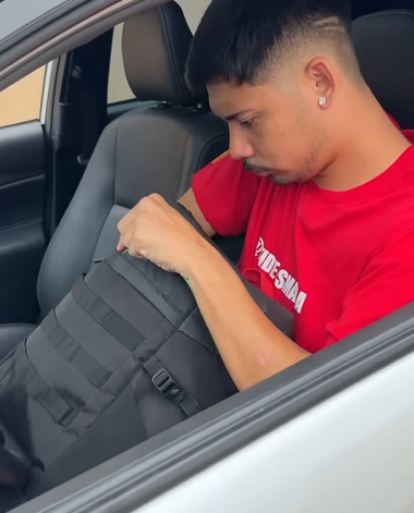 T1301005 Crianças inteligentes bolam um plano para impedir que pai se case com uma mulher má. part2