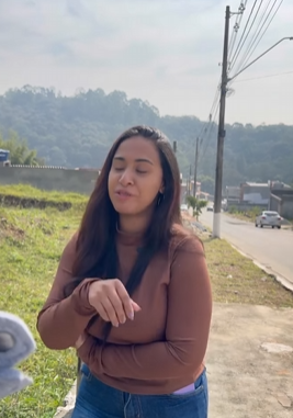 T1102017 Tinha um negócio de vender café da manhã vendia dobro mais caro aos ricos por esta razão