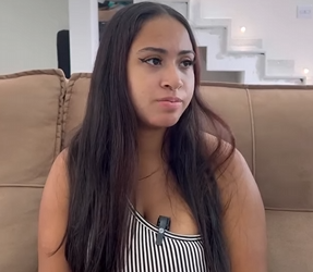 T1702001 Quanto mais você se preocupa com beleza, outro deseja sua riqueza