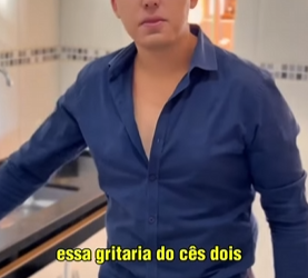 T0121001 Adriana precisou sair mais cedo para levar seu bebê reborn no médico