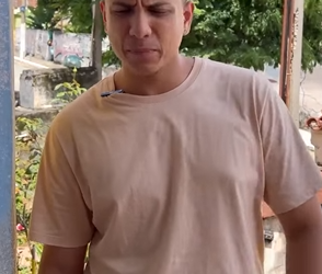 T1702007 Ela queria fazer um encontro humilde, mas sua amiga era arrogante part2