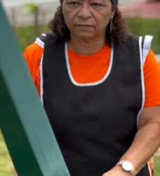 T0802010 Mulher volta com tudo tentar ficar com herança inteira