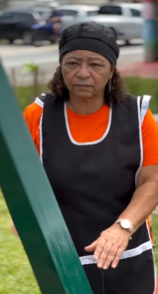 T0802010 Mulher volta com tudo tentar ficar com herança inteira