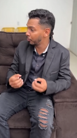 T1321001 Ela sabotou prato dela, mas patrão viu tudo