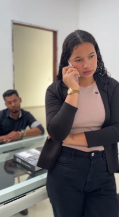 T1321007 Ela desprezou ela por ser do interior, no final quebrou cara part2