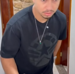 T1422011 Ainda bem que enteado descobriu tudo!