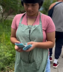 T1722005 doméstica descobre tudo