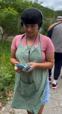 T1722005 doméstica descobre tudo