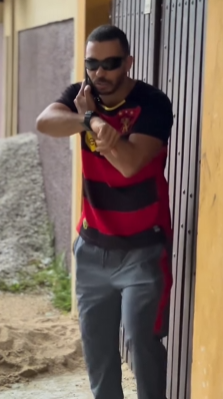 T1722007 Uma mulher em desespero