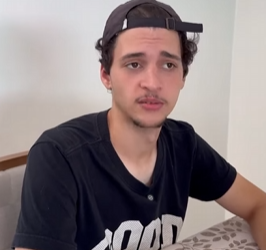 T1722012 Chegou de Nova York em busca da esposa, olha que surpresa part2