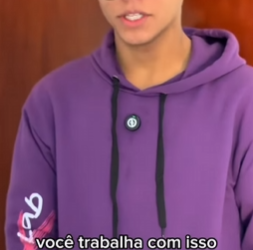 T1831003 Mae reage ao ver filho querendo dar tudo de graca pra nam part2