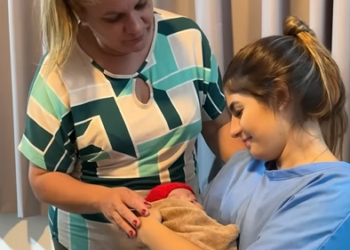 T1302005 Mãe solteira rejeitada pelo namorado por ter um filho. part2