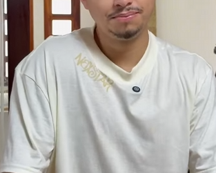 T0522006 Em meio tantas dificuldades, ela achou uma solução mas ele não acreditou ainda no que ela estava fazendo part2