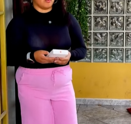 T0622007 Ele estava desamparado, mas esposa fez algo que surpreendeu ele ele não acreditou no que viu