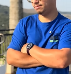 T1802004 Nora folgada mal caiu aposento ela ja quer pagar escola do filho mas seu marido tomou part2