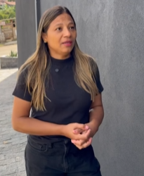 T1722004 Alugou uma casa para morar sozinha, olha que aconteceu part2