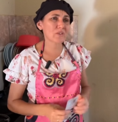 T1000005 Filha da patroa pegou parte do dinheiro da faxinei part2