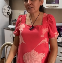 T1000012 Ela negou um prato de comida para própria filha part2