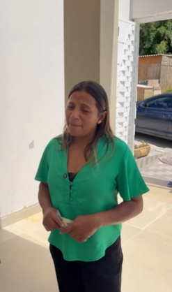 T1321015 Eles tiravam dinheiro das pessoas de uma maneira que ninguém nunca suspeitaria. part2