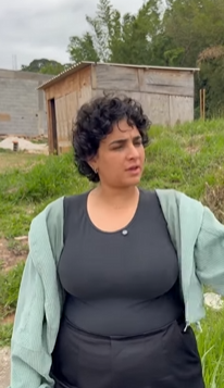 T1722022 Levou amiga para morar na casa dela sem consultar mãe. part2