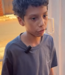 T1000015 que esses netos fizeram emocionou avó! part2