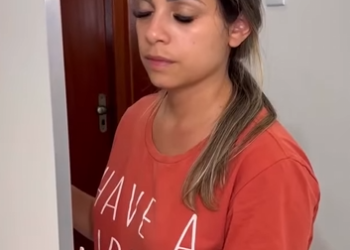 T1922005 Ele nunca se deu conta do mulherão que tinha em ca part2