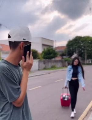 T0700006 Menina conhece homem pela internet pior acontece part2