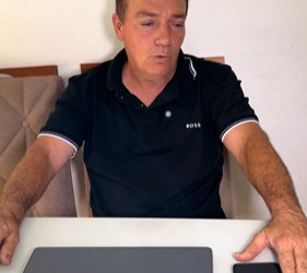 T0903006 Milionário testa funcionários e dar uma grande recompensa! part2