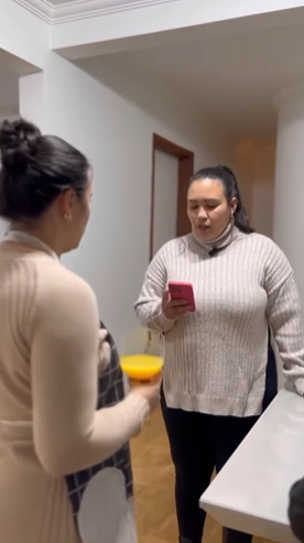 T0700002 Empregada descobre part2