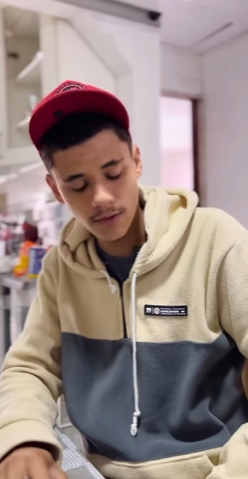 T0700005 Foi humilh4d4 no chá revelação por não conseguir part2