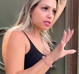 T1900002 Olha que ela fez para não ter que pagar aluguel… part2