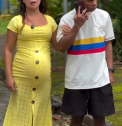 T1722002 Mulher tenta ganhar pix part2