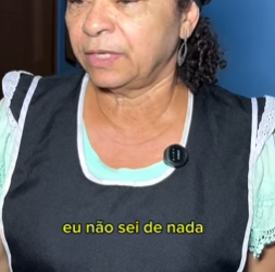 T1722013 Uma mulher que sabe