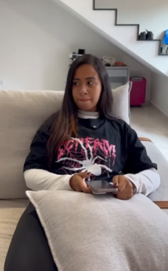 T1722021 Disse pra ela que comprou um terreno pra fazer uma part2