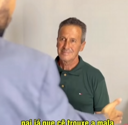 T0102003 Jogou as roupas do sogro tudo no chão que estava no guarda roupa part2