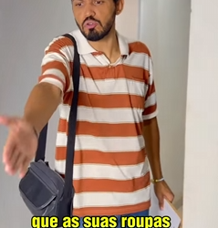 T0102012 filho viu sua esposa jogando as roupas do seu pai tudo no chão