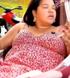 T0622020_Mulher cara de pau teve coragem de sujar piscina só pra não receber família do marido_part2