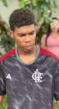 T1722022 Mulher sem saída pede ajuda