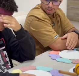 T0722008 Filho do patrão rouba cartão da empregada seu pai descobre tudo part2