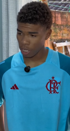 T0822014 O passado está prestes a voltar de um jeito inesperado…